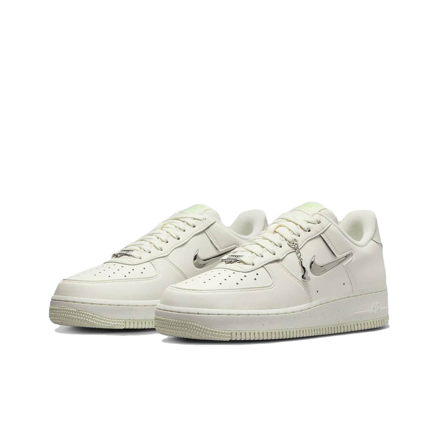 ไนกี้ แอร์ ฟอร์ซ 1 รองเท้าสเก็ - Nike Shoes Air Force 1 บทวิจารณ์และราคา